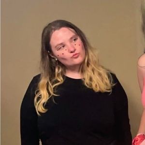 Meet your Posher, Molly